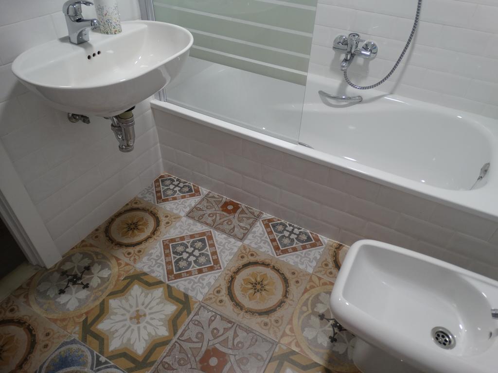 La Casa Del Marino Apartment Aviles Room photo
