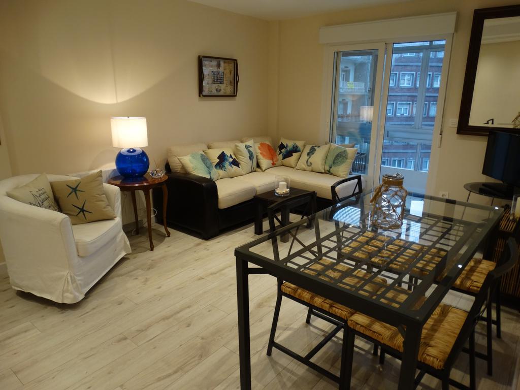 La Casa Del Marino Apartment Aviles Room photo